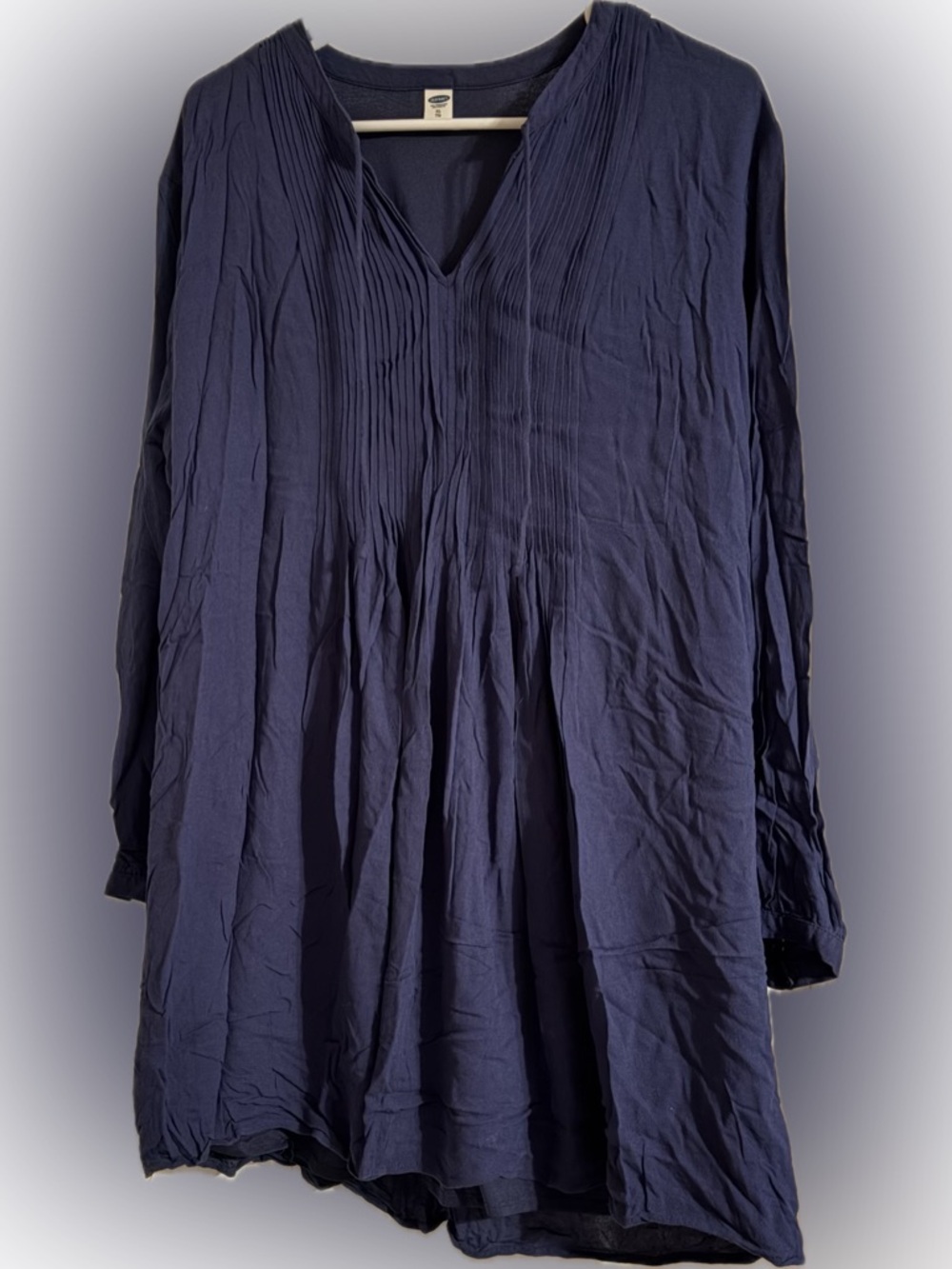 Old Navy Navy V-Neck Pleated Long Sleeve Tunic Dress